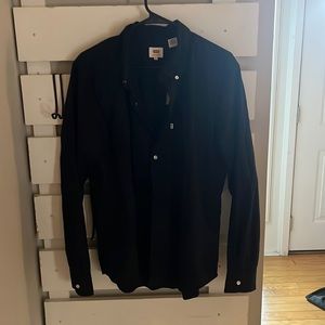 Black Levi’s button down XL